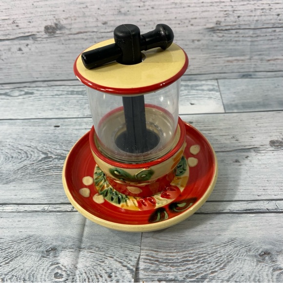 Vintage Rupi 1980 Spain Red Floral Garlic Grator & Zestor with matching plate - Picture 7 of 14